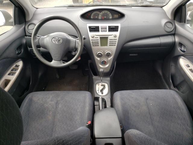 JTDBT923071104214 - 2007 TOYOTA YARIS SILVER photo 8