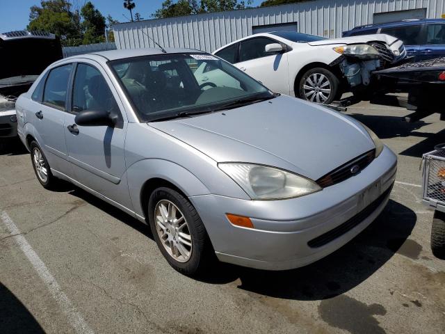 1FAHP3831YW353828 - 2000 FORD FOCUS ZTS SILVER photo 4