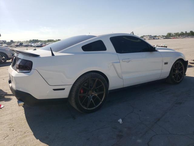 1ZVBP8CF6B5130497 - 2011 FORD MUSTANG GT WHITE photo 3