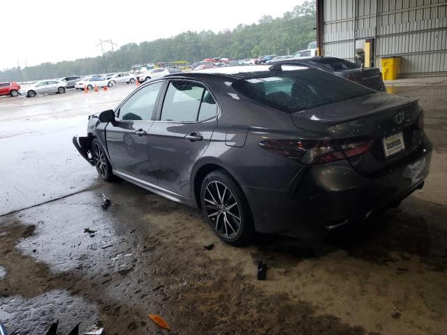 4T1G11AK8PU735082 - 2023 TOYOTA CAMRY SE NIGHT SHADE GRAY photo 2