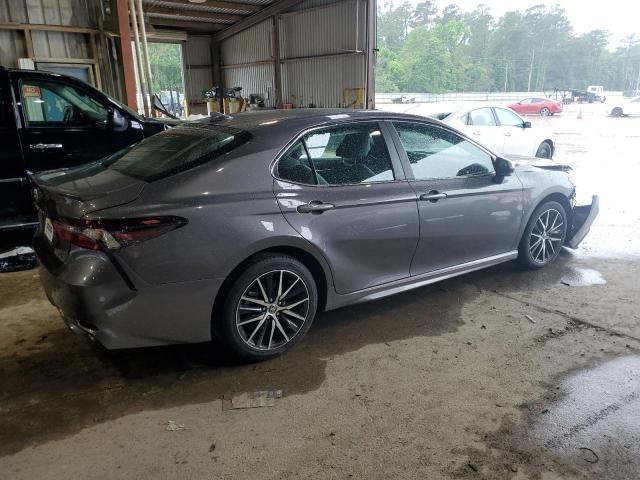 4T1G11AK8PU735082 - 2023 TOYOTA CAMRY SE NIGHT SHADE GRAY photo 3