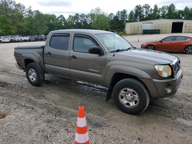 5TFLU4ENXBX011496 - 2011 TOYOTA TACOMA DOUBLE CAB TAN photo 4