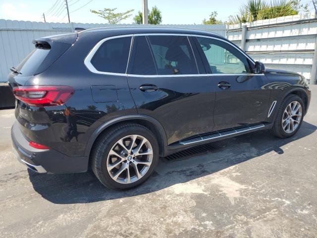 5UXCR6C07N9M89838 - 2022 BMW X5 XDRIVE40I BLACK photo 3