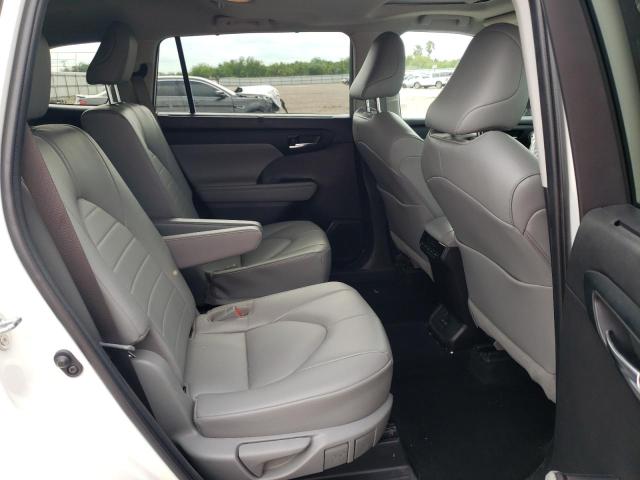 5TDGZRAH0NS122634 - 2022 TOYOTA HIGHLANDER XLE Սպիտակ լուսանկար 11