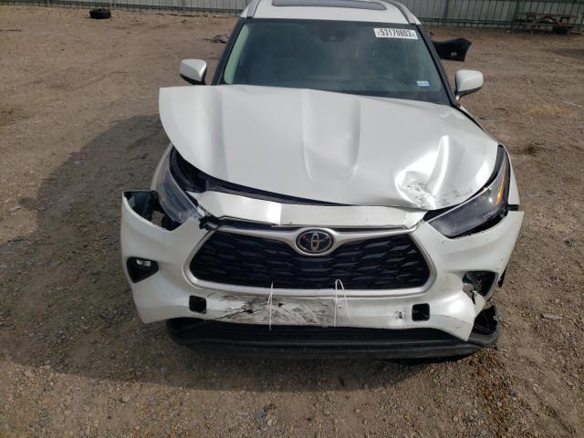 5TDGZRAH0NS122634 - 2022 TOYOTA HIGHLANDER XLE Սպիտակ լուսանկար 12