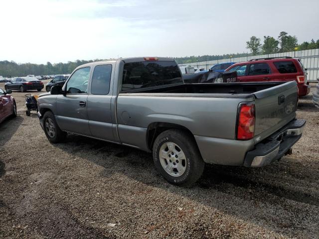 1GCEC19V56Z184857 - 2006 CHEVROLET SLVRD C1500 GRAY photo 2