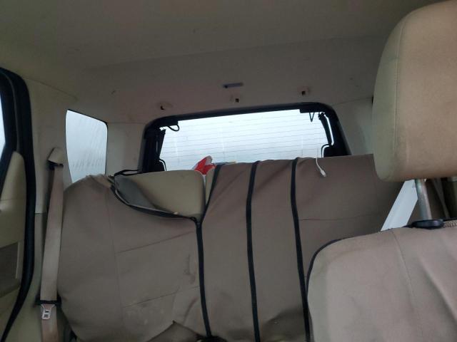 1FMCU93G29KA07902 - 2009 FORD ESCAPE XLT WHITE photo 10