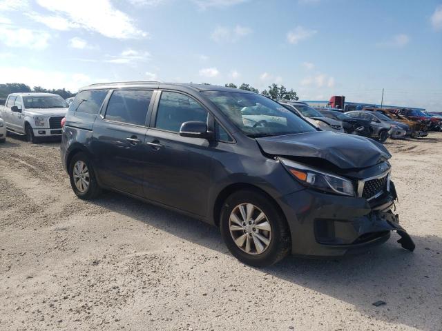 KNDMB5C18H6316283 - 2017 KIA SEDONA LX GRAY photo 4