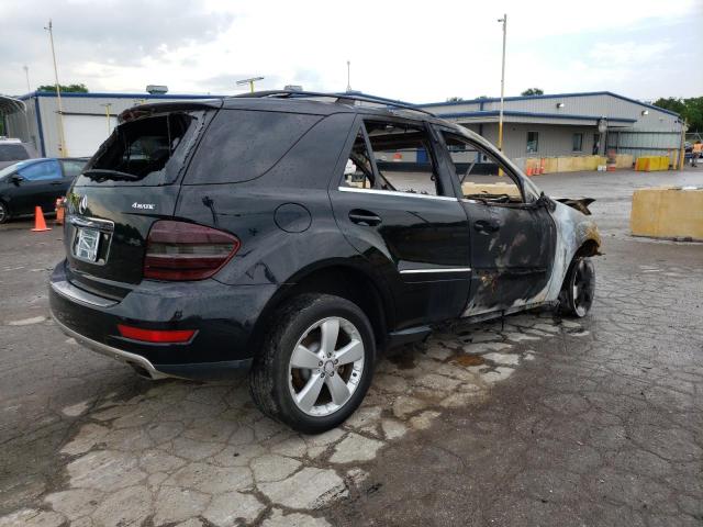 4JGBB8GB1BA700742 - 2011 MERCEDES-BENZ ML 350 4MATIC BLACK photo 3