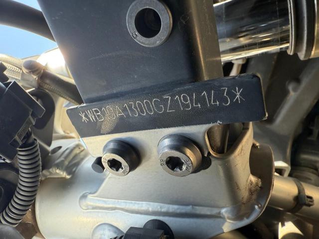 WB10A1300GZ194143 - 2016 BMW R1200 RT BLACK photo 10