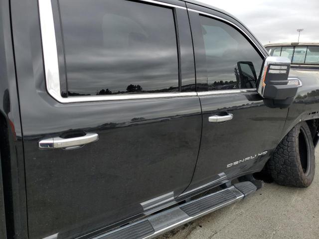 1GT19REY9LF323896 - 2020 GMC SIERRA K2500 DENALI BLACK photo 11