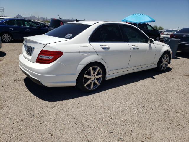 WDDGF4HB3DR258871 - 2013 MERCEDES-BENZ C 250 WHITE photo 3