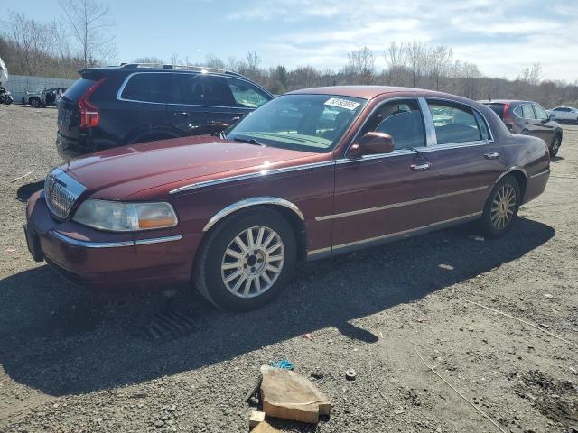 1LNHM81W44Y640434 - 2004 LINCOLN TOWN CAR EXECUTIVE Bordeaux Foto 1
