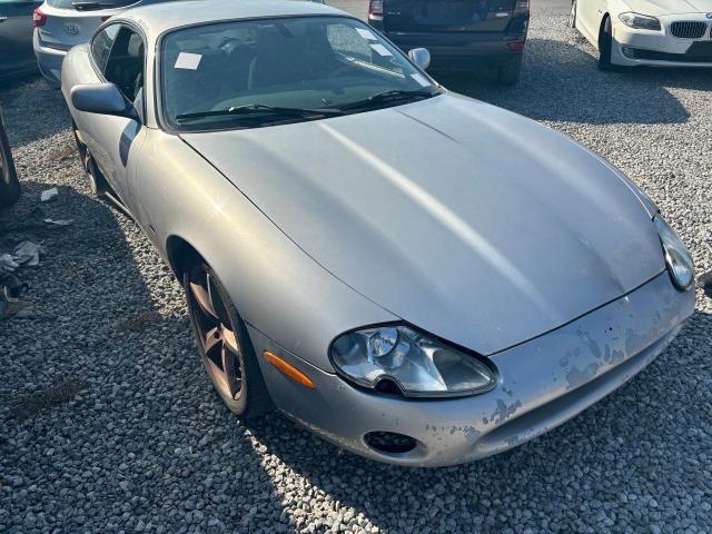 2001 JAGUAR XK8, 