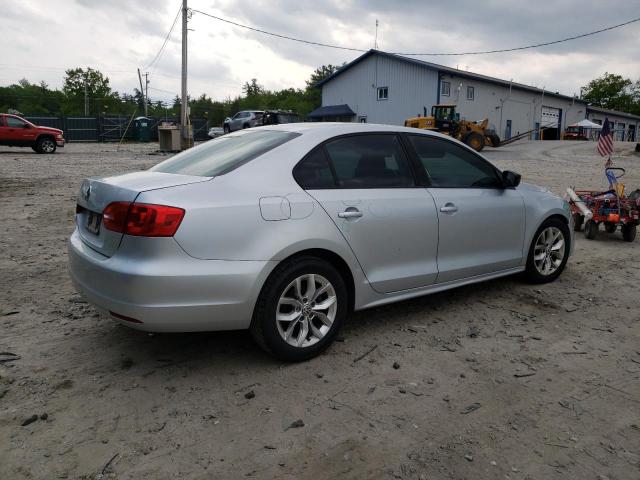 3VW1K7AJ7EM333697 - 2014 VOLKSWAGEN JETTA BASE 银色 照片 3