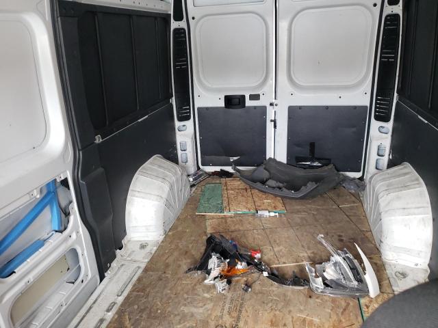 3C6TRVCG9JE138662 - 2018 RAM PROMASTER 2500 HIGH თეთრი ფოტო 10