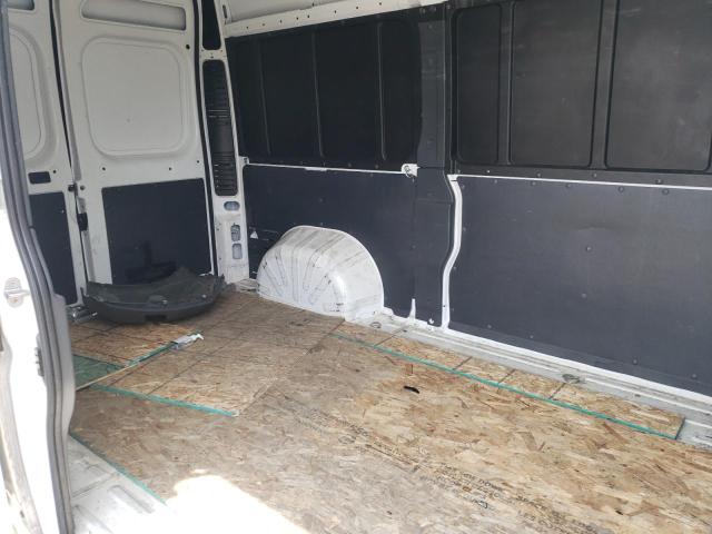 3C6TRVCG9JE138662 - 2018 RAM PROMASTER 2500 HIGH თეთრი ფოტო 11