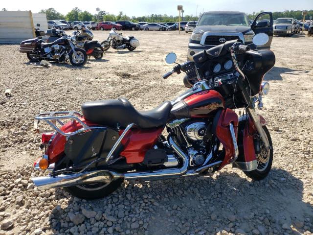 1HD1FFM16DB677703 - 2013 HARLEY-DAVIDSON FLHTC ELECTRA GLIDE CLASSIC BURGUNDY photo 4