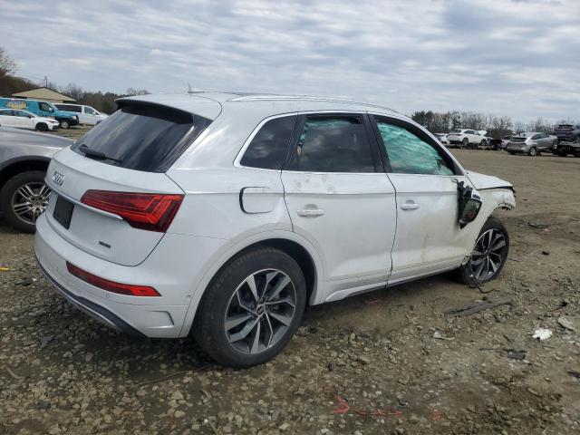 WA1CAAFY7M2097571 - 2021 AUDI Q5 PRESTIGE WHITE photo 3