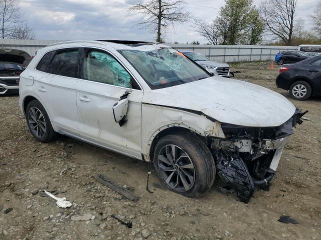 WA1CAAFY7M2097571 - 2021 AUDI Q5 PRESTIGE WHITE photo 4