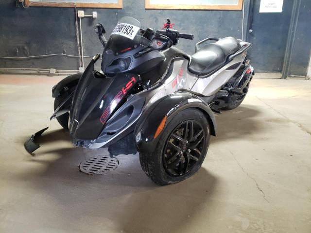 2BXJAWA13BV001381 - 2011 CAN-AM SPYDER ROA RS TWO TONE photo 2