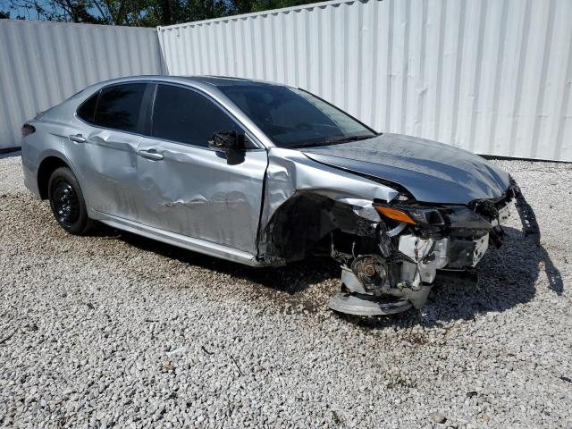 4T1G11AK4PU807833 - 2023 TOYOTA CAMRY SE NIGHT SHADE SILVER photo 4