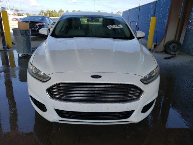 3FA6P0G76GR318522 - 2016 FORD FUSION S WHITE photo 5