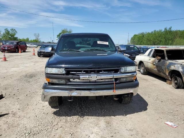 2GCEK19T621329618 - 2002 CHEVROLET SILVERADO K1500 BLACK photo 5