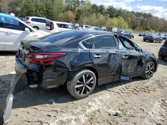 1N4AL3AP6JC235582 - 2018 NISSAN ALTIMA 2.5 أسود صورة 3