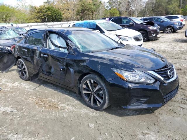 1N4AL3AP6JC235582 - 2018 NISSAN ALTIMA 2.5 أسود صورة 4