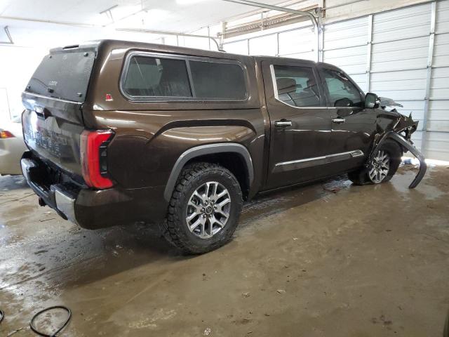 5TFMA5DBXPX115200 - 2023 TOYOTA TUNDRA CREWMAX PLATINUM ყავისფერი ფოტო 3