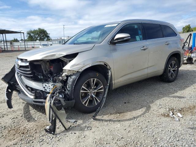 5TDKKRFHXGS150077 - 2016 TOYOTA HIGHLANDER XLE 金色 照片 1