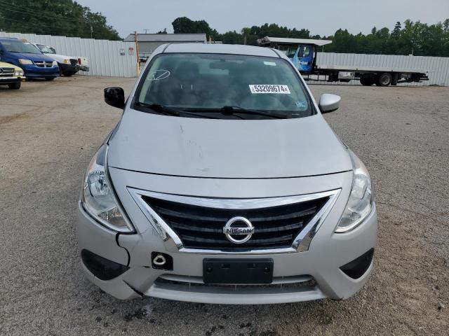 3N1CN7AP3HK429837 - 2017 NISSAN VERSA S SILVER photo 5