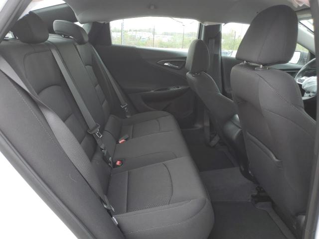 1G1ZG5STXKF199090 - 2019 CHEVROLET MALIBU RS WHITE photo 10