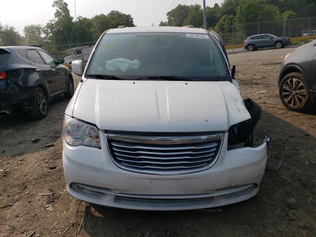2C4RC1BG7GR142019 - 2016 CHRYSLER TOWN & COU TOURING თეთრი ფოტო 5