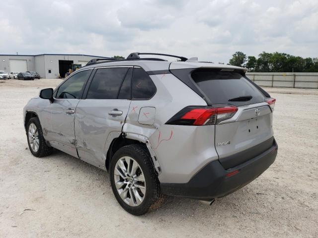 JTMC1RFV2LD047237 - 2020 TOYOTA RAV4 XLE PREMIUM SILVER photo 2