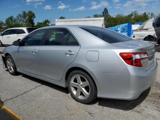 4T1BF1FK4EU339880 - 2014 TOYOTA CAMRY L SILVER photo 2