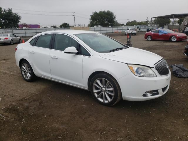 1G4PR5SK5G4147218 - 2016 BUICK VERANO CONVENIENCE WHITE photo 4