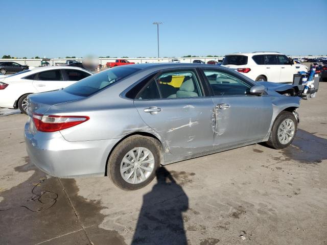 4T1BF1FK1FU024794 - 2015 TOYOTA CAMRY LE SILVER photo 3