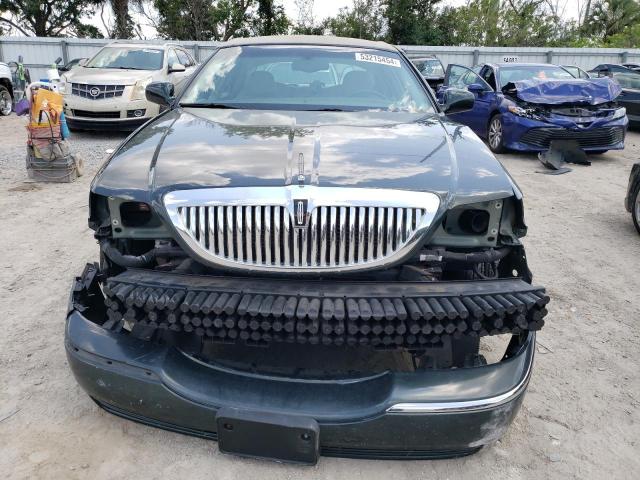 1LNHM81W63Y638540 - 2003 LINCOLN TOWN CAR EXECUTIVE GREEN photo 5