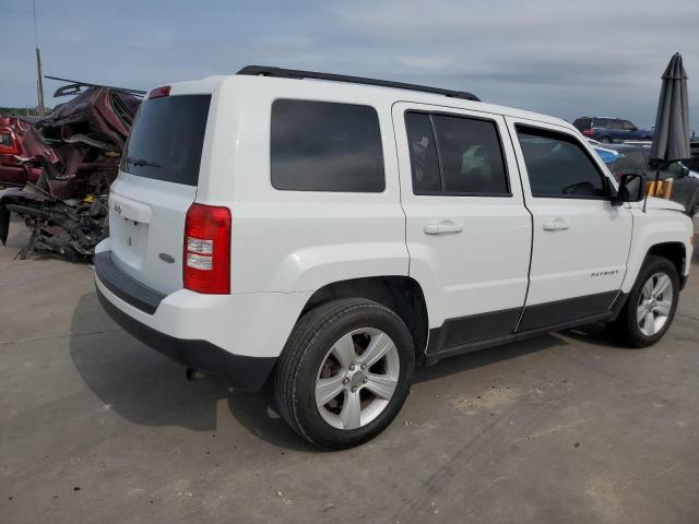 1C4NJRFB5GD626856 - 2016 JEEP PATRIOT LATITUDE WHITE photo 3