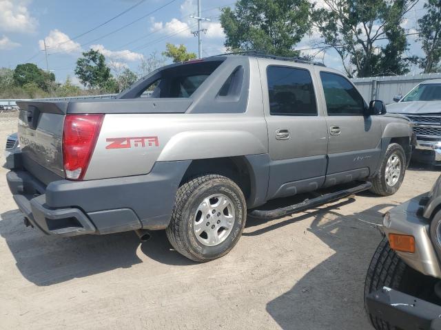 3GNEC13T42G107535 - 2002 CHEVROLET AVALANCHE C1500 GRAY photo 3