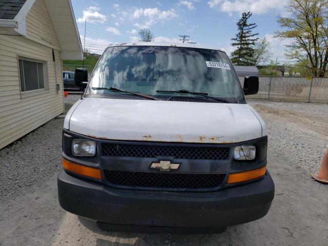 1GCGG25C081231429 - 2008 CHEVROLET EXPRESS G2 WHITE photo 5