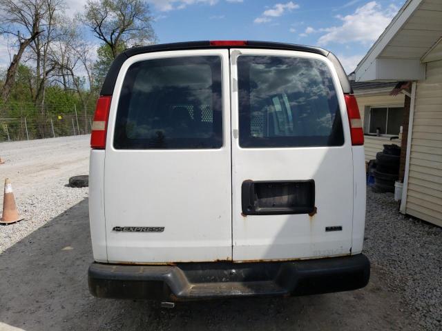 1GCGG25C081231429 - 2008 CHEVROLET EXPRESS G2 WHITE photo 6