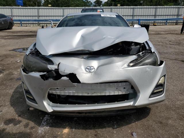 JF1ZNAA17D1704370 - 2013 TOYOTA SCION FR-S 银色 照片 5