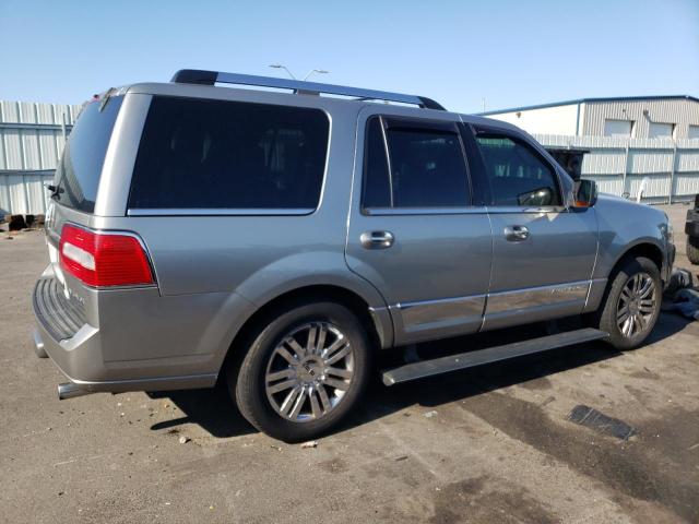 5LMFU28528LJ17849 - 2008 LINCOLN NAVIGATOR 灰色 照片 3
