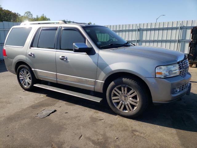5LMFU28528LJ17849 - 2008 LINCOLN NAVIGATOR 灰色 照片 4
