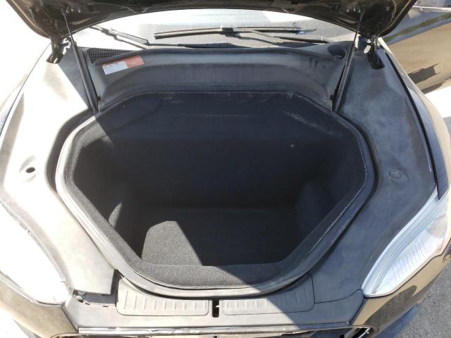 5YJSA1E26FF105836 - 2015 TESLA MODEL S Чорний фото 11