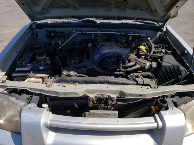 1N6ED26Y74C432203 - 2004 NISSAN FRONTIER KING CAB XE V6 SILVER photo 11