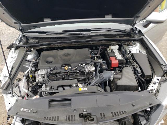 4T1G11AK1RU903583 - 2024 TOYOTA CAMRY SE NIGHT SHADE SILVER photo 11